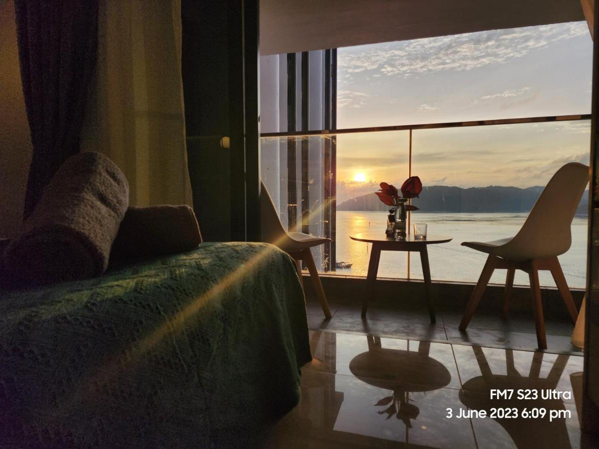 Seaview Luxury Suites At The Shore קוטה קינבלו מראה חיצוני תמונה
