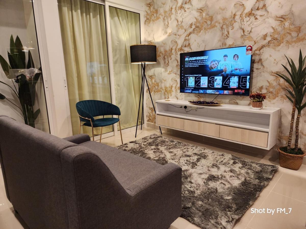 Seaview Luxury Suites At The Shore קוטה קינבלו מראה חיצוני תמונה