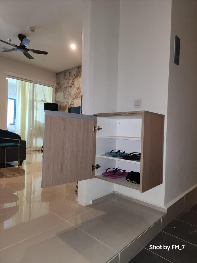 Seaview Luxury Suites At The Shore קוטה קינבלו מראה חיצוני תמונה